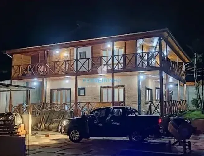 Casa com 3 dormitórios à venda, 800 m² por R$ 1.800.000,00 - Alto Do Piracuama - Pindamonh