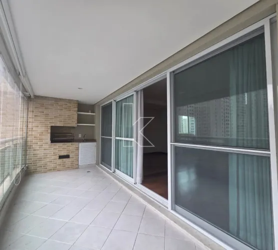 Apartamento com 165 m² à venda em Indianópolis, SP