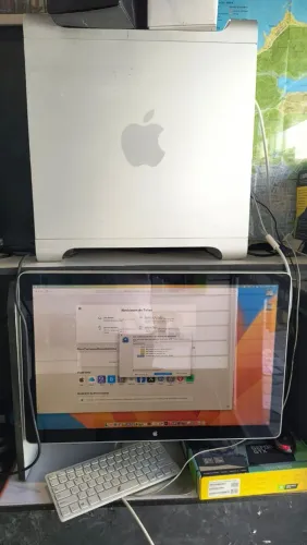 Mac Pro 5.1 + Cinema Display Apple 24'