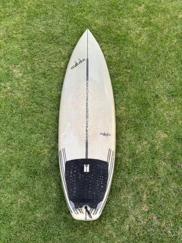 Prancha de surf Malolo 5?8?