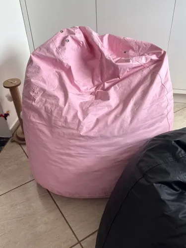 Puff rosa e preto médio
