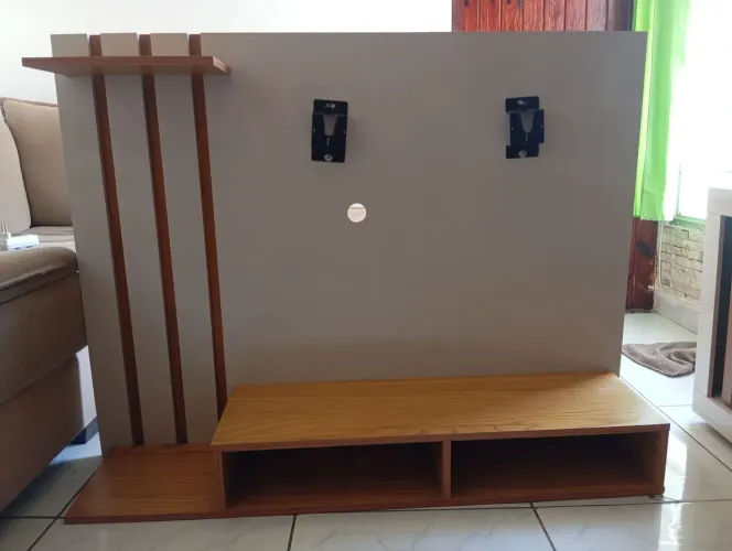 Painel Rack madeira MDF pra tv até 42