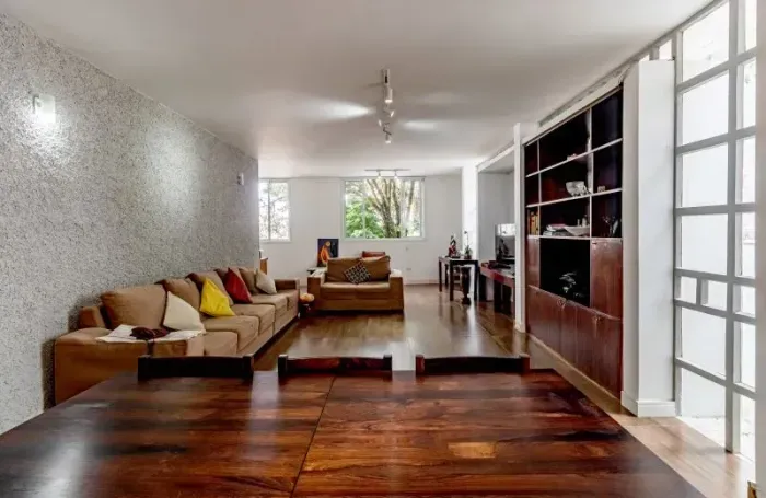 Sobrado a venda na  Vila Madalena - 183 m² - 3dorm/ 3 banheiros/ 4 vagas