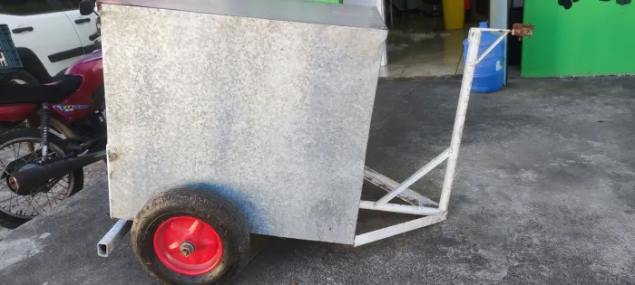 Carrocinha p/ moto , pra vender logo.