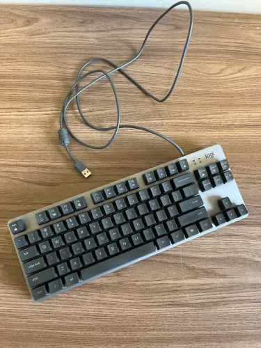 Teclado Mecânico Logitech