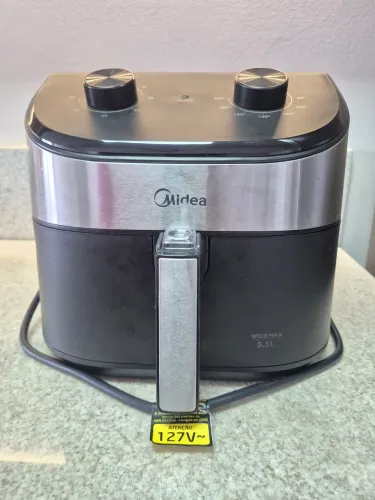 Air Fryer fritadeira sem óleo Midea Wide Max 5.5L na cor preto e inox