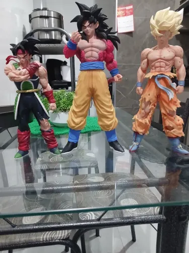 Bonecos dragon ball