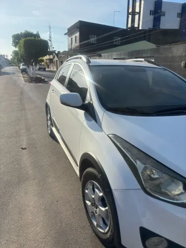 Hyundai HB20X Style 1.6 Flex 16V Aut. 2014