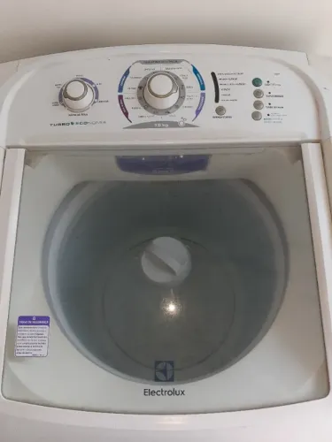 Maquina de lavar 15 kg Electrolux
