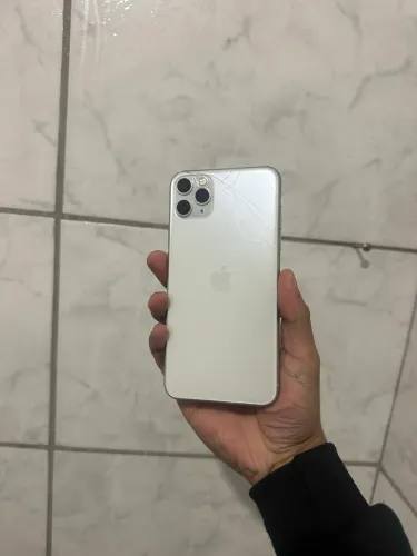 iPhone 11 Pro Max pra vender hoje