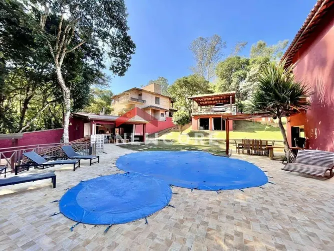 Casa de condomínio em Rua México - Chácara dos Lagos - Carapicuíba/SP