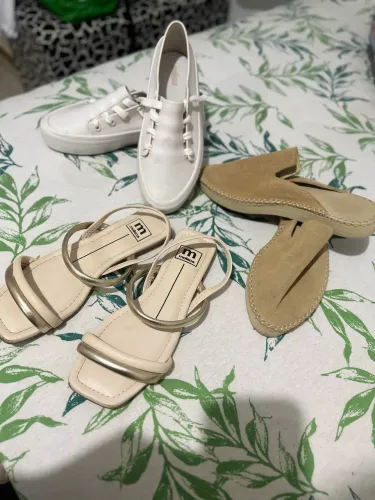 Melissa, havaiana e moleca