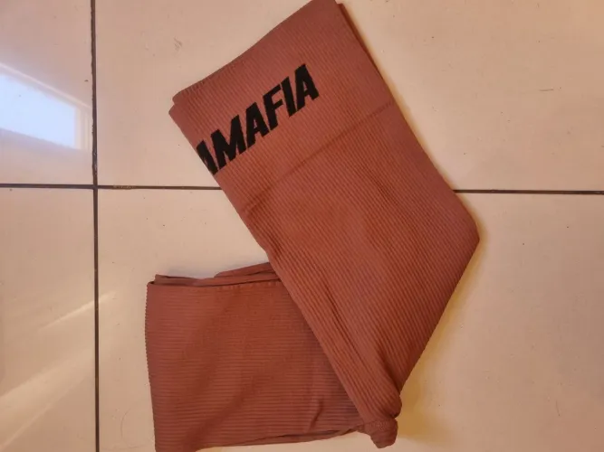 Calça Fitnees labellamafia 