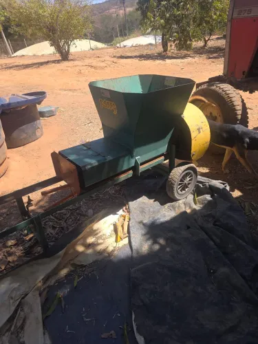 Compactadora de silagem