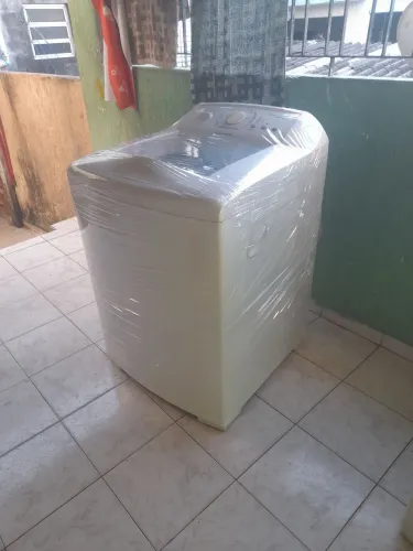 Vendo máquina eletrolux 12k bem conservada e funcionando perfeitamente