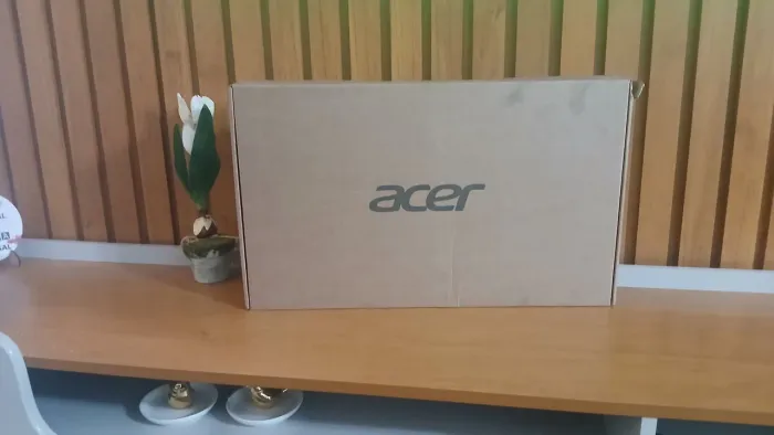 Notebook Acer Core i5 13420H 8Gb DDR5 512Gb SSD (NOVO-LACRADO)
