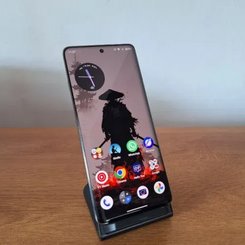 Smartphone Motorola 60 PRO 512GB RAM 12GB + 12GB BOOST - Muito bom