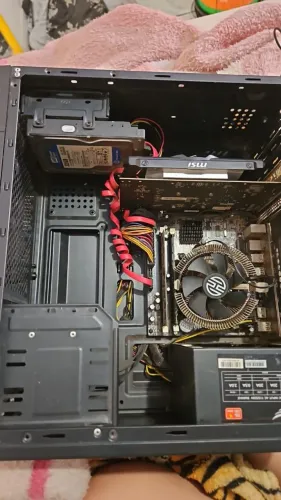 Pc gamer retirada de peças