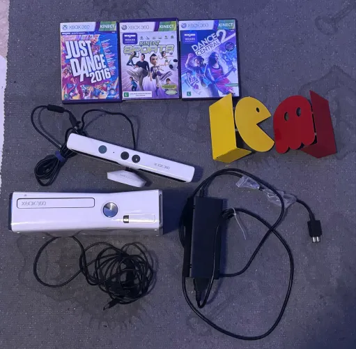 Xbox 360 + Kinect + 3 Jogos Físicos + Porta-Jogos