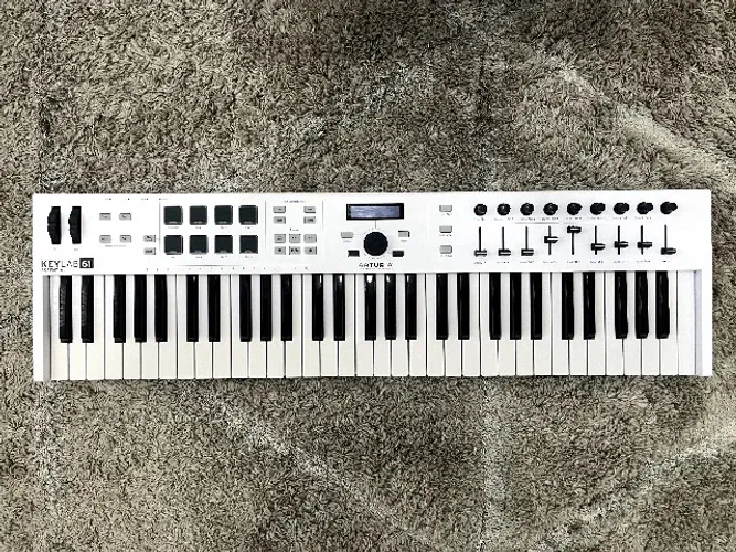 Arturia Essential 61 mk2