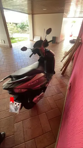 Honda Elite 125 apenas 1.000km rodados