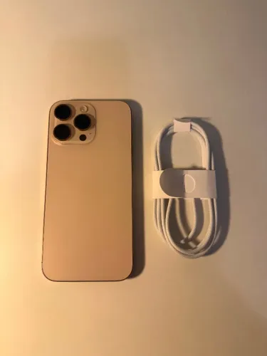 iPhone 16 Pro Max 256GB - Titânio Deserto - Novo - Entrega em mãos
