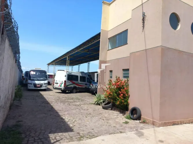 Galpão à Venda no Monte Castelo, Teresina/PI