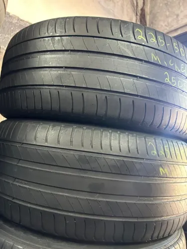 Pneus 225/50/17 por 400$ os 2 michelin instalados