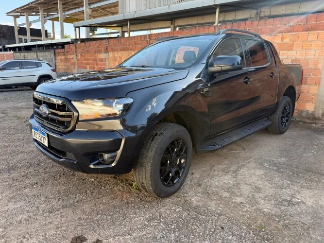Ford Ranger Black 2.2 4X2 CD Diesel AUT 2022