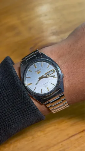 Seiko Seiko 5 Automático 7S26-3120 Mostrador Prateado (Setembro de 1996 - Japão)