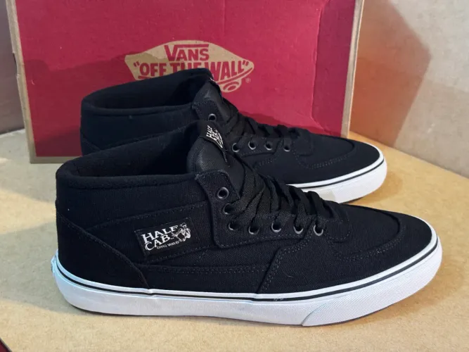 Tênis Skate Half Cab Black White