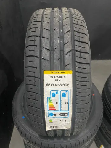 Pneu 215/50/17 Dunlop