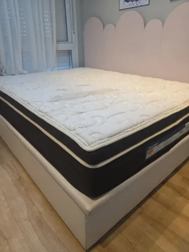 ? CAMA BAÚ ORTOBOM BELLONA + BAÚ BRANCO ?