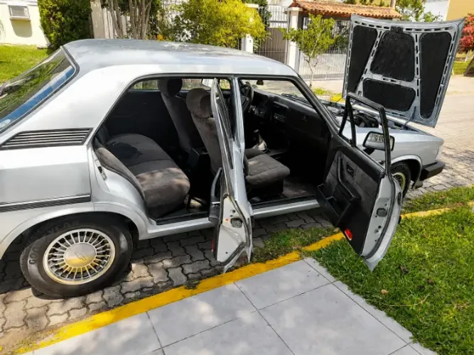 Chevrolet Opala Comodoro/comod. SLE 4.1/2.5 1989