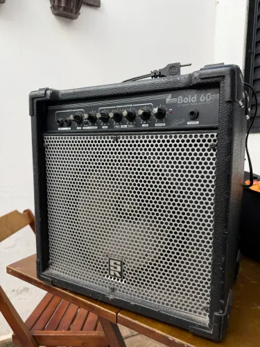 Amplificador Bold 60 Staner