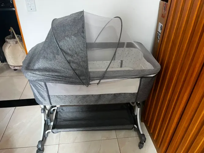 Berço Portátil Co-Bed / Moisés de Bebê com Mosquiteiro - Excelente Estado