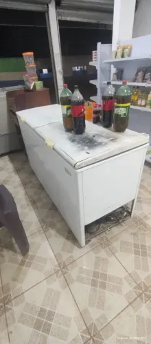 Freezer duas portas com defeito (tubulação)