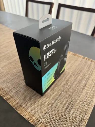 Skullcandy Riff - fone on-ear NOVO