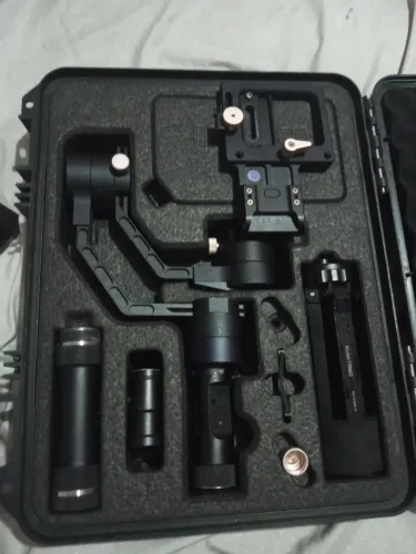 Gimbal crane plus