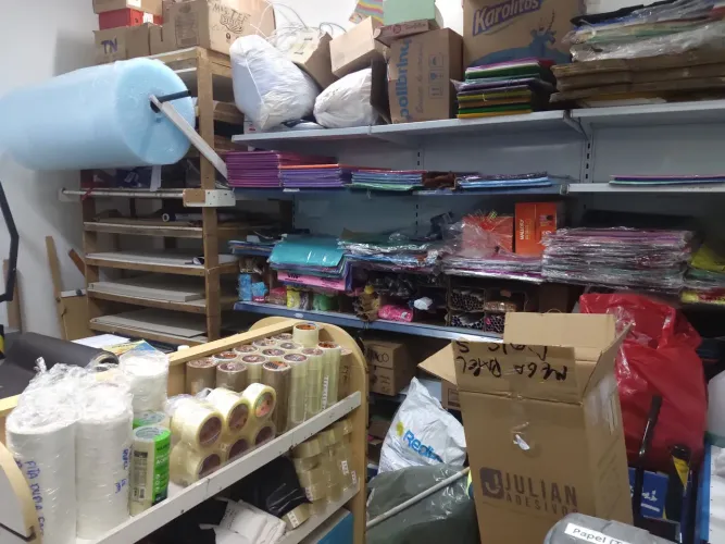 VENDO ESTOQUE DE PAPELARIA E ESCRITÓRIO COMPLETO 