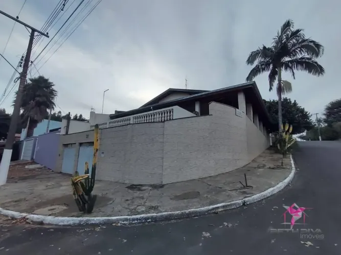 Casa com 3 dormitórios à venda, 298 m² por R$ 550.000,00 - Jardim Alto das Águas - Santa C