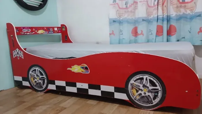 Cama infantil de carro