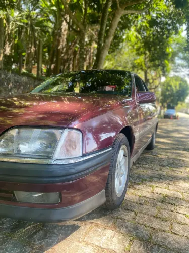 Chevrolet Omega GLS 2.2 / 2.0 (álcool) 1993