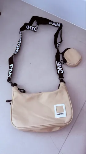 Bolsa Pantone bege 