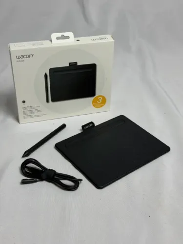 mesa digitalizadora wacom intuos preta