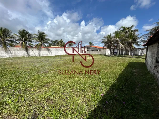 Terreno com 1810 M² beira mar na praia de Camurupim