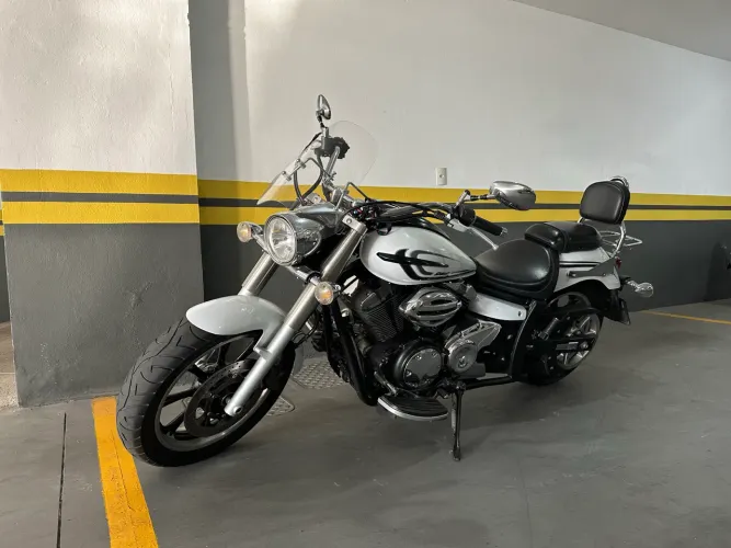 YAMAHA XVS MIDNIGHT 950