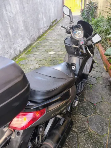 Dafra 300 impecável
