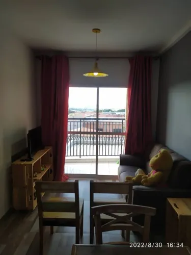 Apartamento à venda no Condomínio Village Vitória, em Sorocaba-SP.