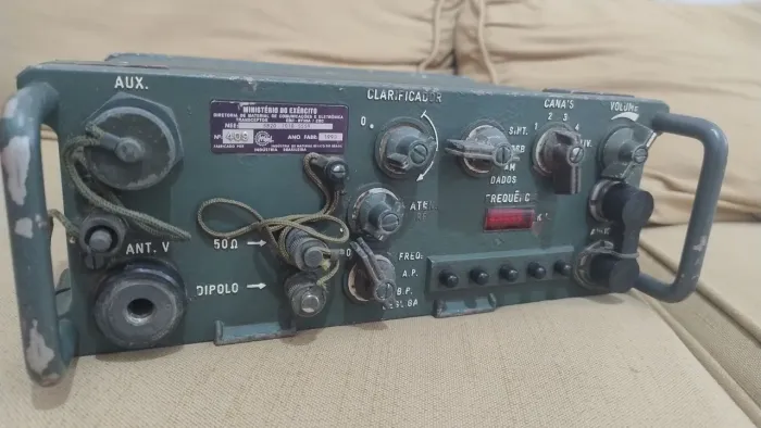 Radio Militar RY39A ERC620